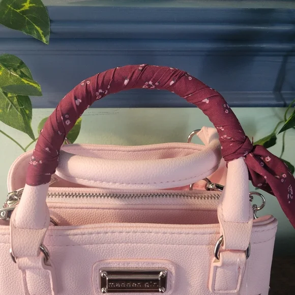 Madden Girl Pink Satchel Handbag Scarf Detail Faux Leather NWT Womens - Picture 4 of 8